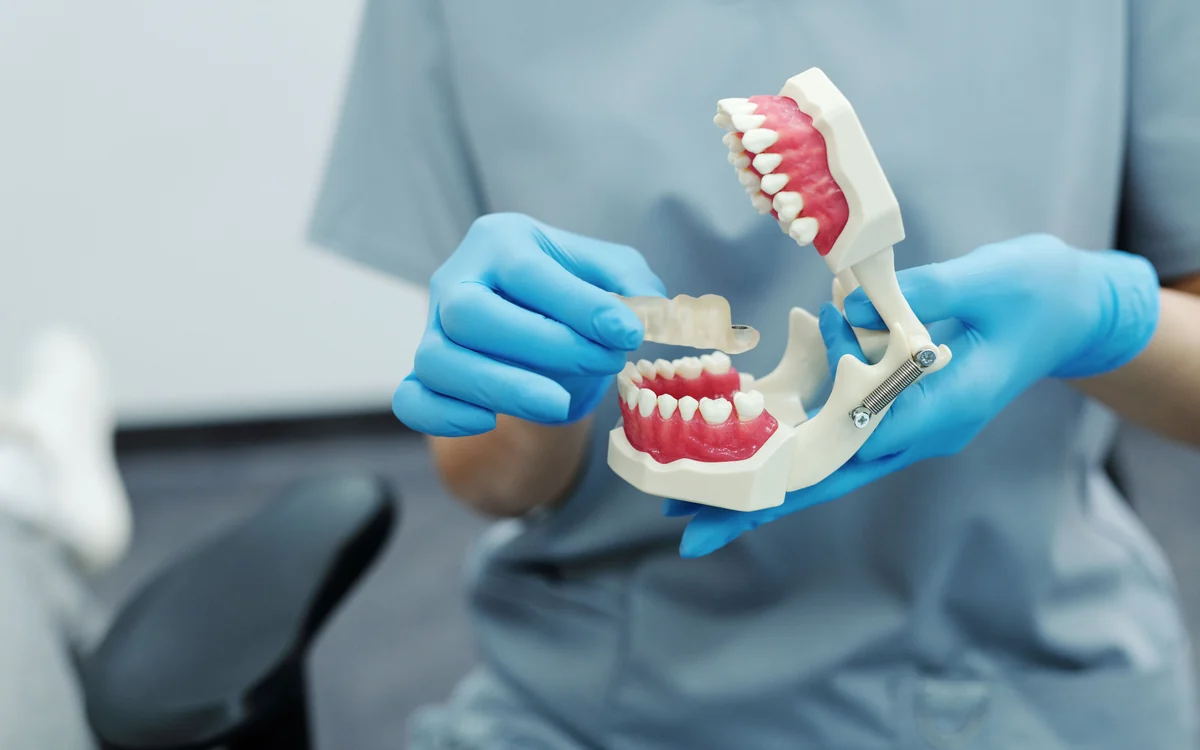 Dental Bridge in Dubai: Types, Cost Factors & What to Expect – WhiteLine Dental Clinic Al Rigga